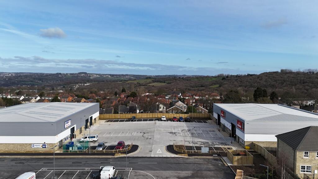 Unit 2 & 4, Eccleshill Trade Park, Harrogate Road, Bradford, BD2 3SP