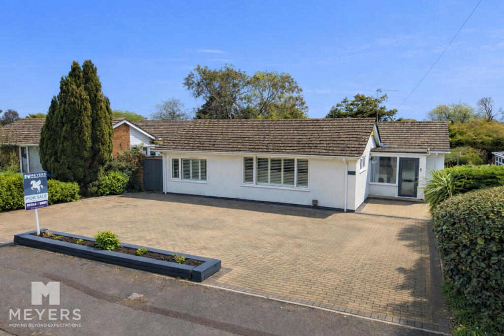Main image of property: Parkside, Christchurch, BH23 4