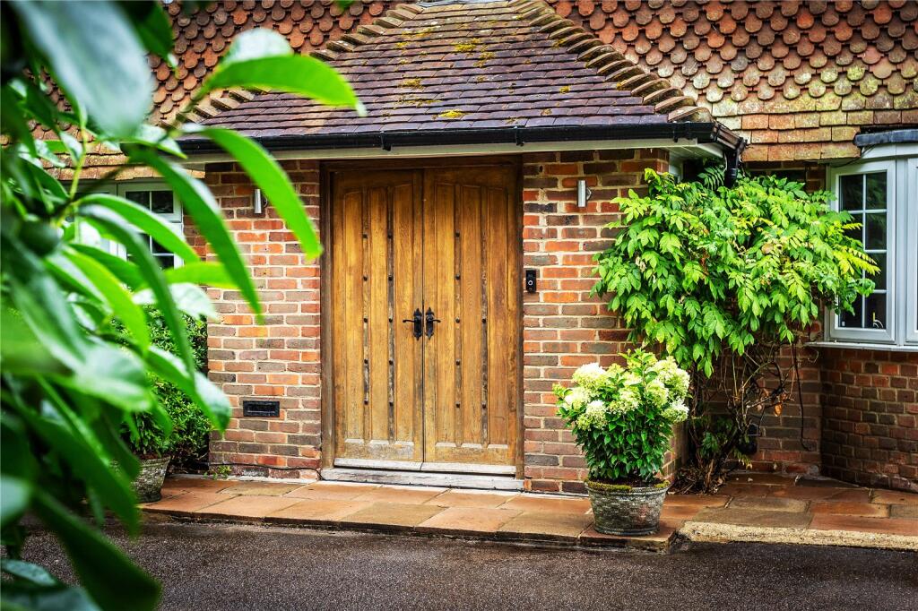 House in Waverley, Ewhurst - More