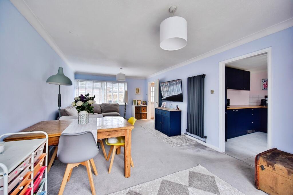 Wingham Close, Maidstone, Kent, ME15 photo 3