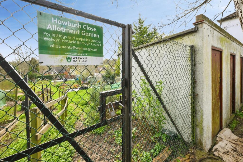 Additional image 25 of Hawbush Close, Welwyn, Hertfordshire, AL6