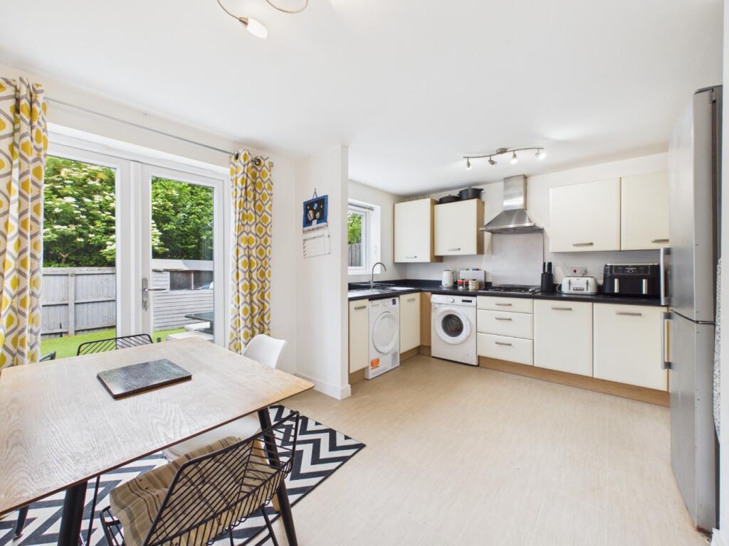 Ffordd Boydell, Connah's Quay, Deeside, Flintshire, CH5 4FF photo 3