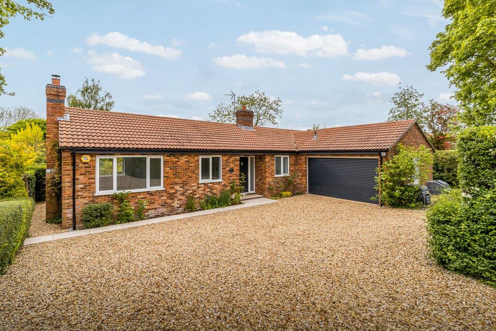 Main image of property: The Hollow, Little Humby, Grantham, NG33