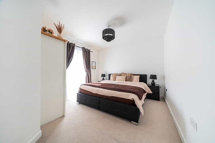 Apartment in Upton, St Crispin's - View 5
