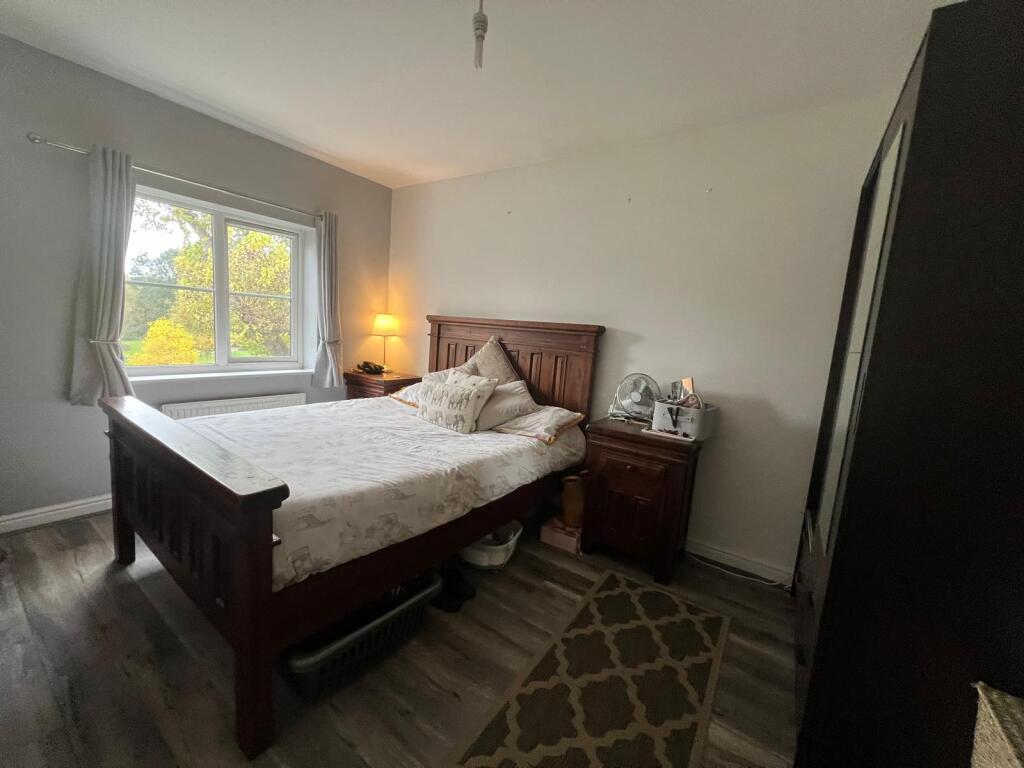 Apartment in Coventry - More