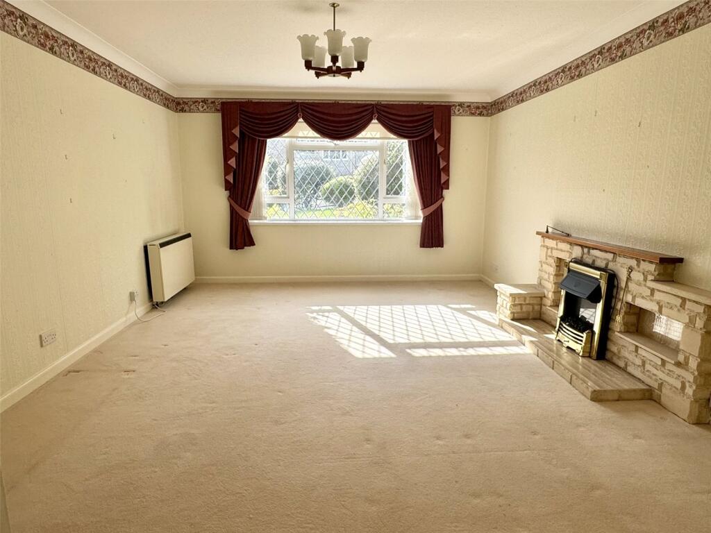 Rectory Gardens, Combe St Nicholas, Somerset, TA20 photo 2