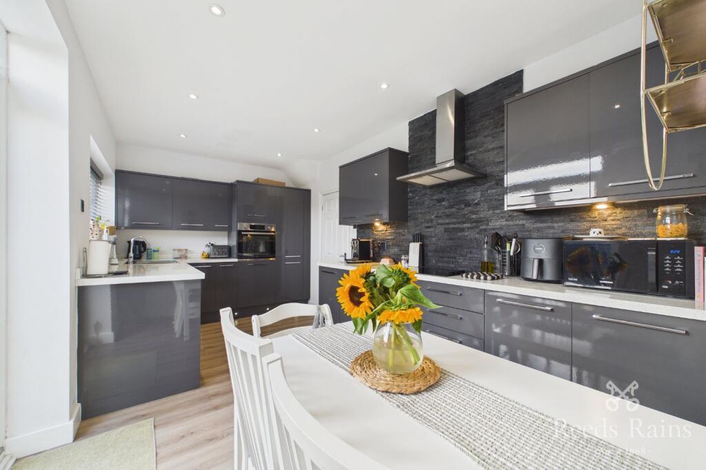 House in Sheffield - View 5