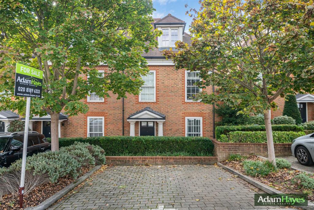 Main image of property: Amberden Avenue, Finchley, N3