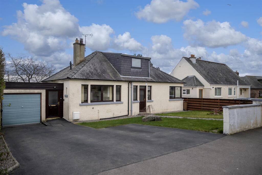 Main image of property: 5 Woodlands Road, Dingwall, IV15 9LJ