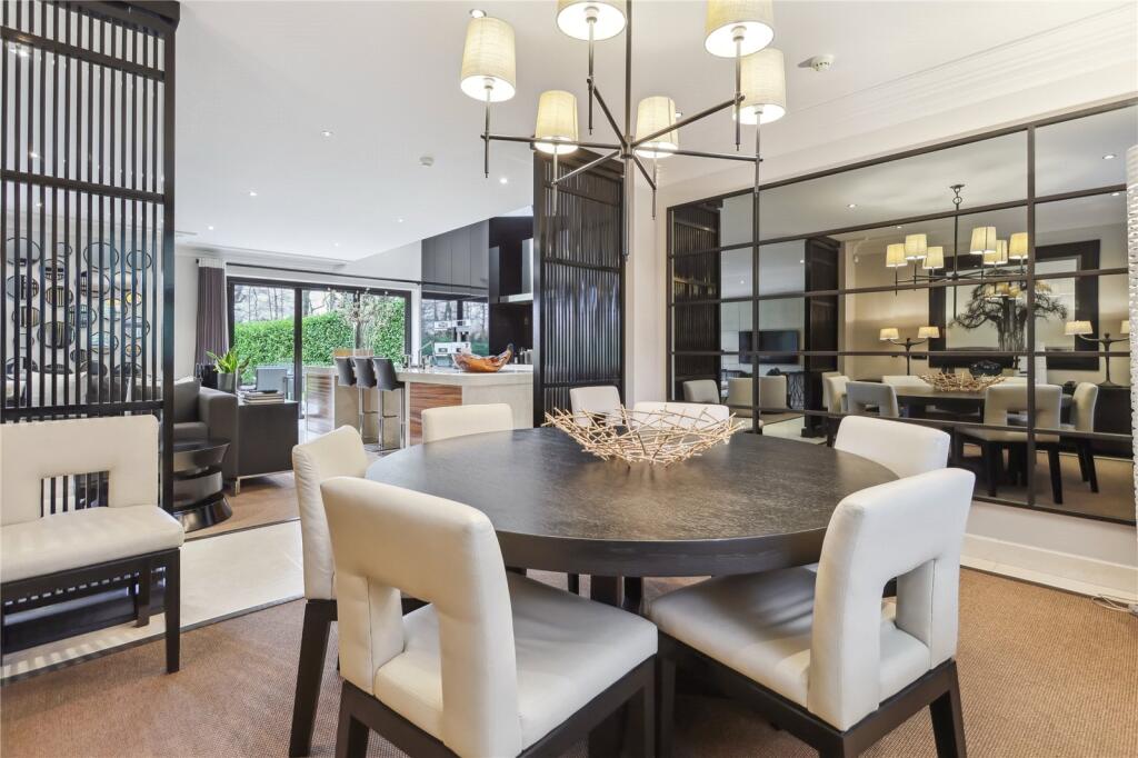 House in Elmbridge, Whiteley Village - More