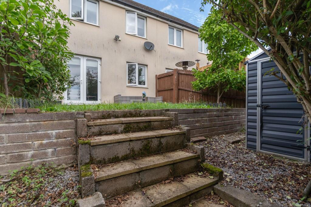 House in Newport - View 4