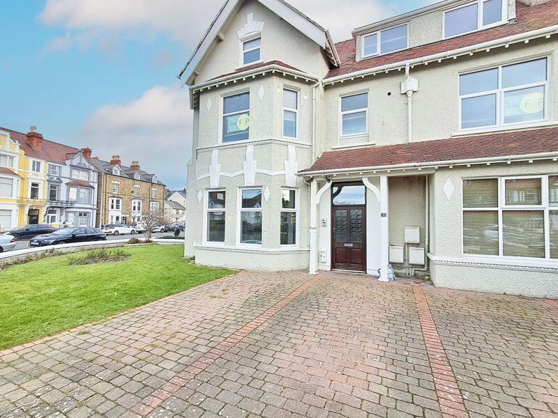 Apartment in Llandudno, Craig-y-don - View 5