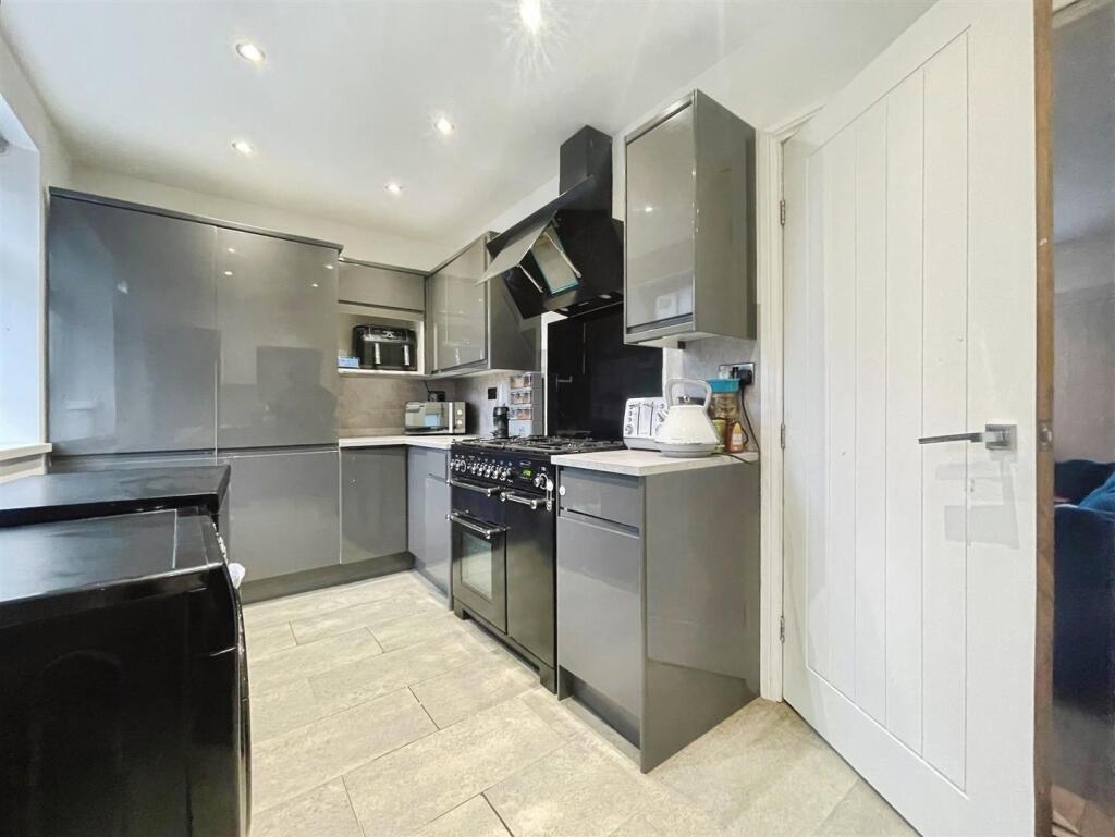 Additional image 6 of Langdale Avenue Bradford, BD8 0LT