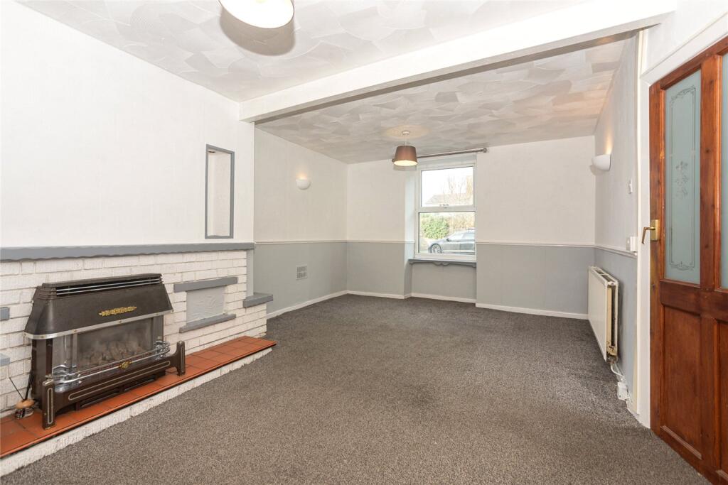 Mona Street, Amlwch, Isle of Anglesey, LL68 photo 4