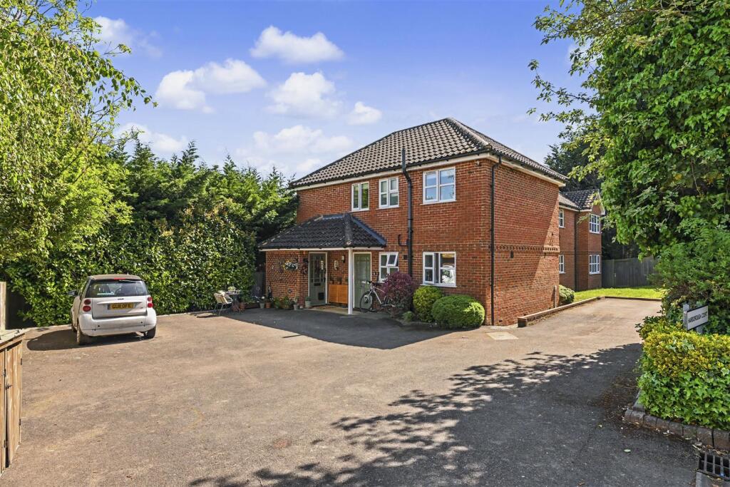 Main image of property: Rainbow Close, Redbourn