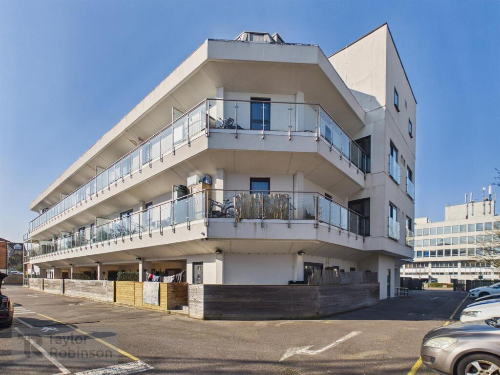 Main image of property: Three Bridges, Crawley