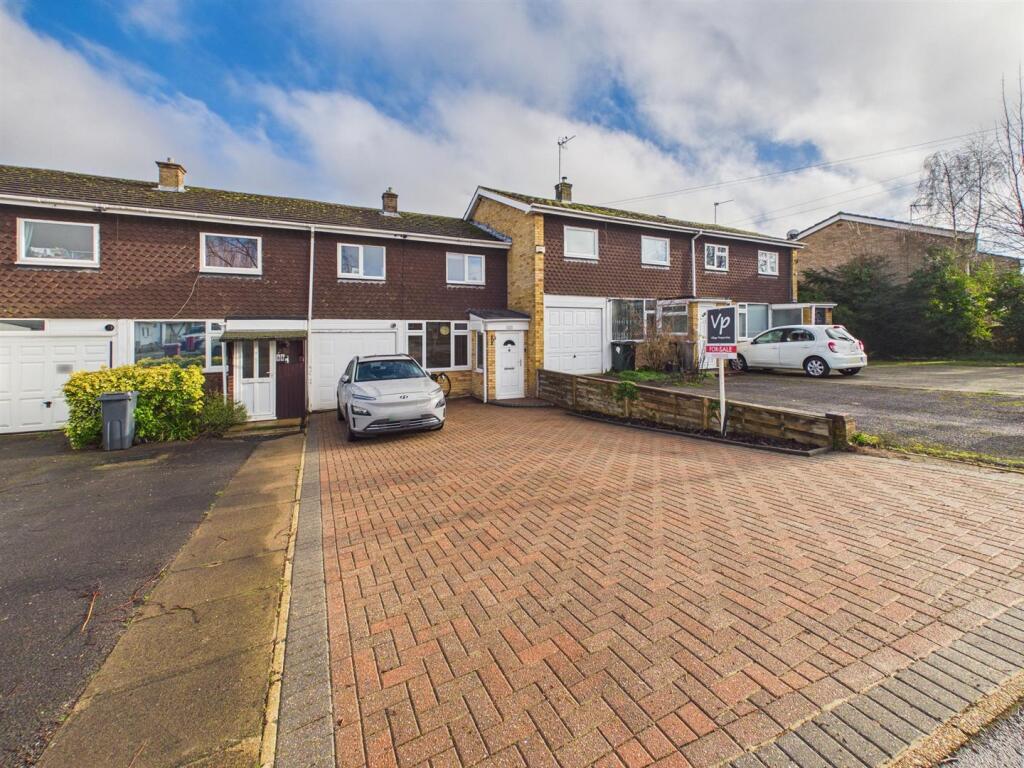 Main image of property: Corwen Road, Tilehurst, Reading