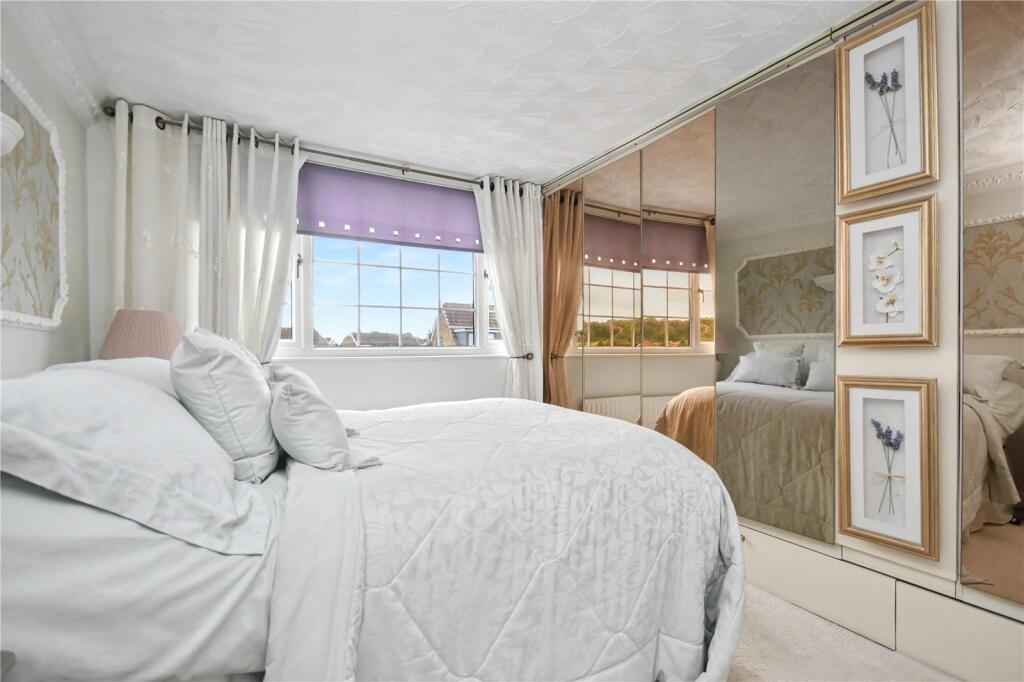 House in Leeds, Kippax - More