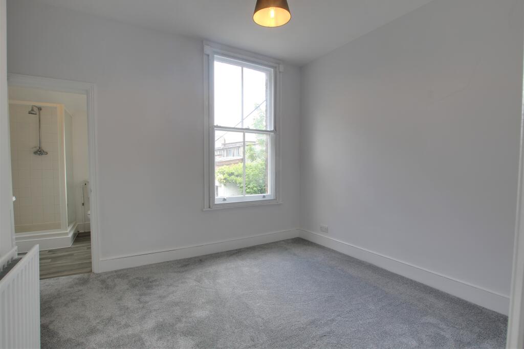 Apartment in London, Clapham - View 4