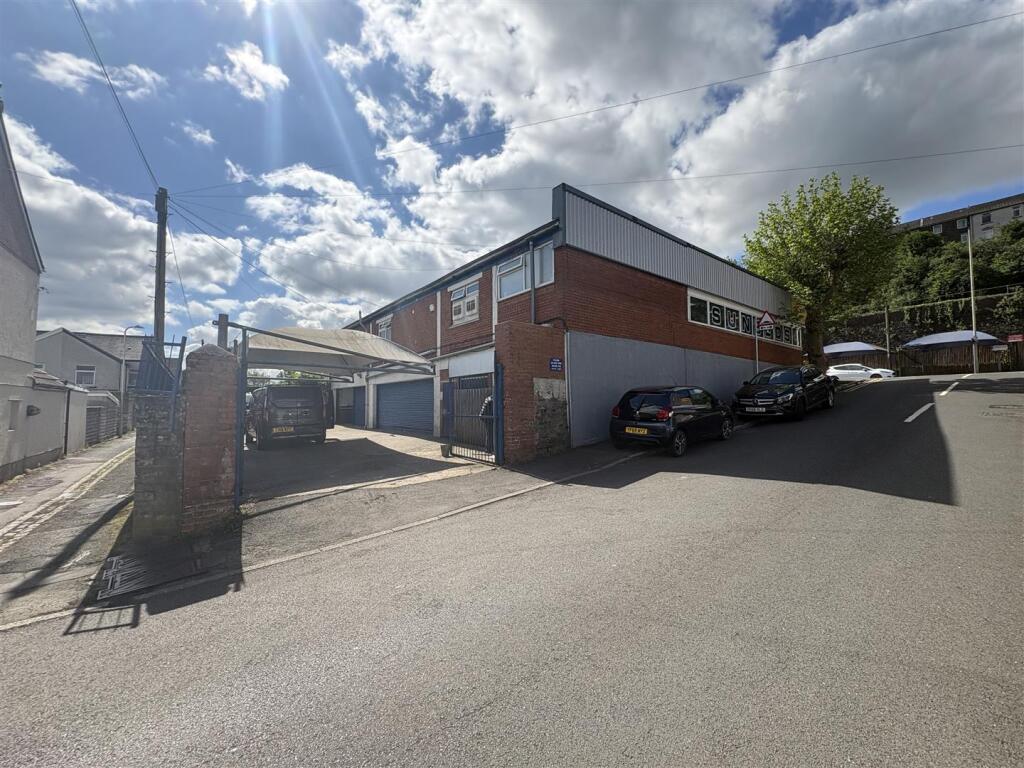 Main image of property: Unit 4, 66 Broadway, Treforest, Pontypridd