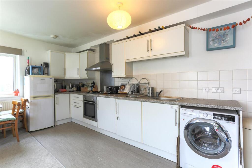 Marlborough Road, London photo 4