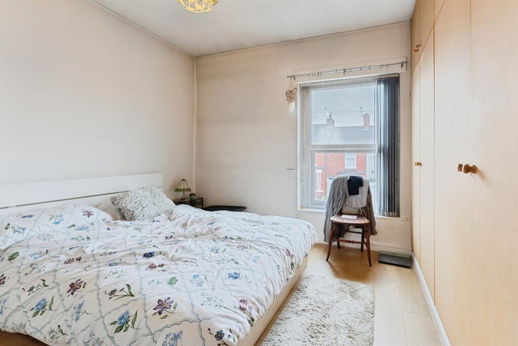 House in Wirral, Liverpool City Region - More