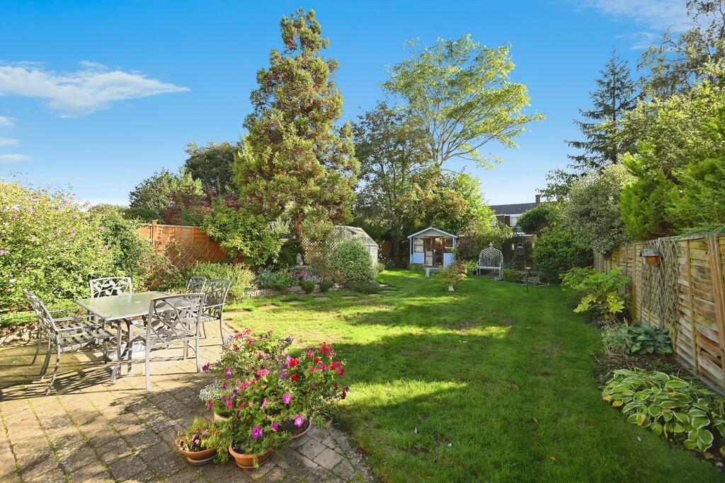 House in Rugby, Warwickshire - View 3