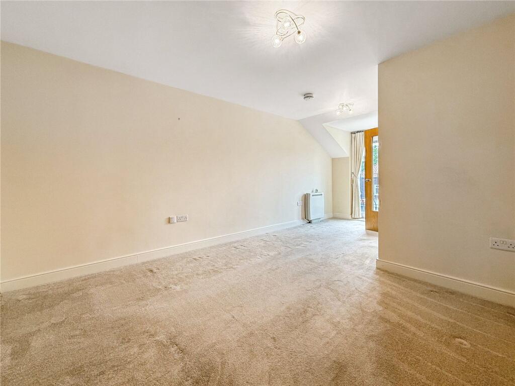 Apartment in Stockton-on-Tees, Nunthorpe - View 5
