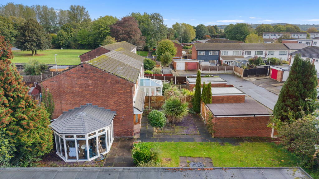 Main image of property: Millbrook Close, Skelmersdale, WN8 8QS