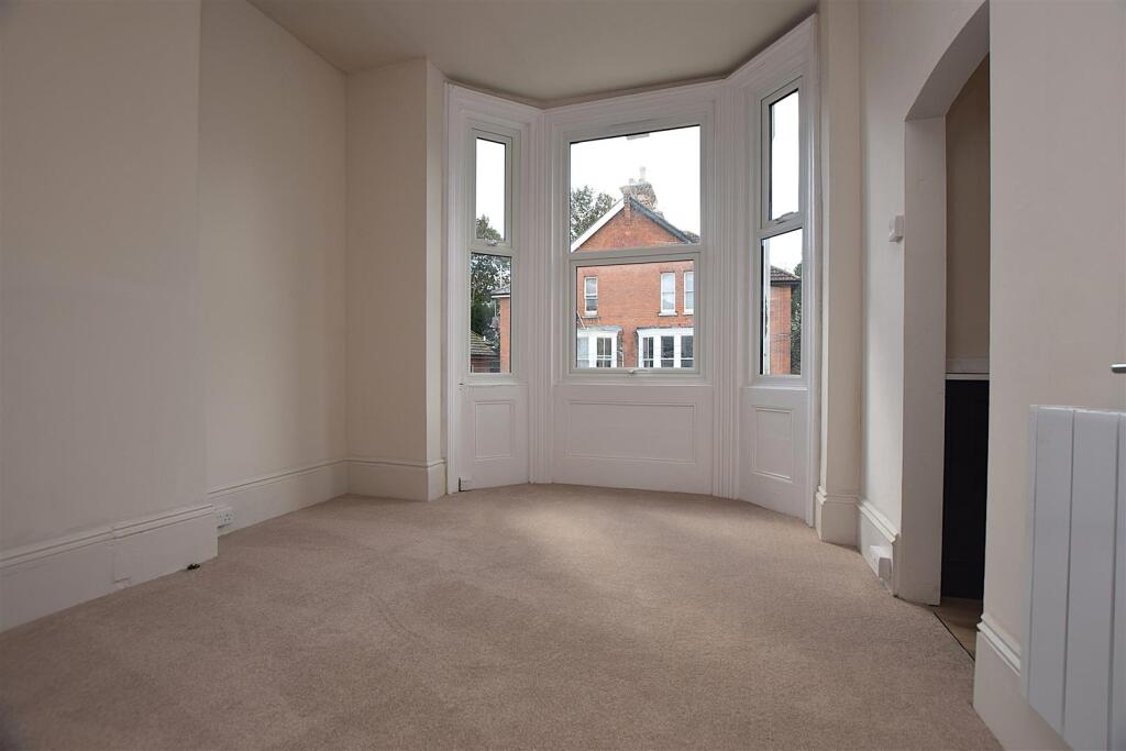 Apartment in St Leonards-on-Sea, St Leonards Green - View 2