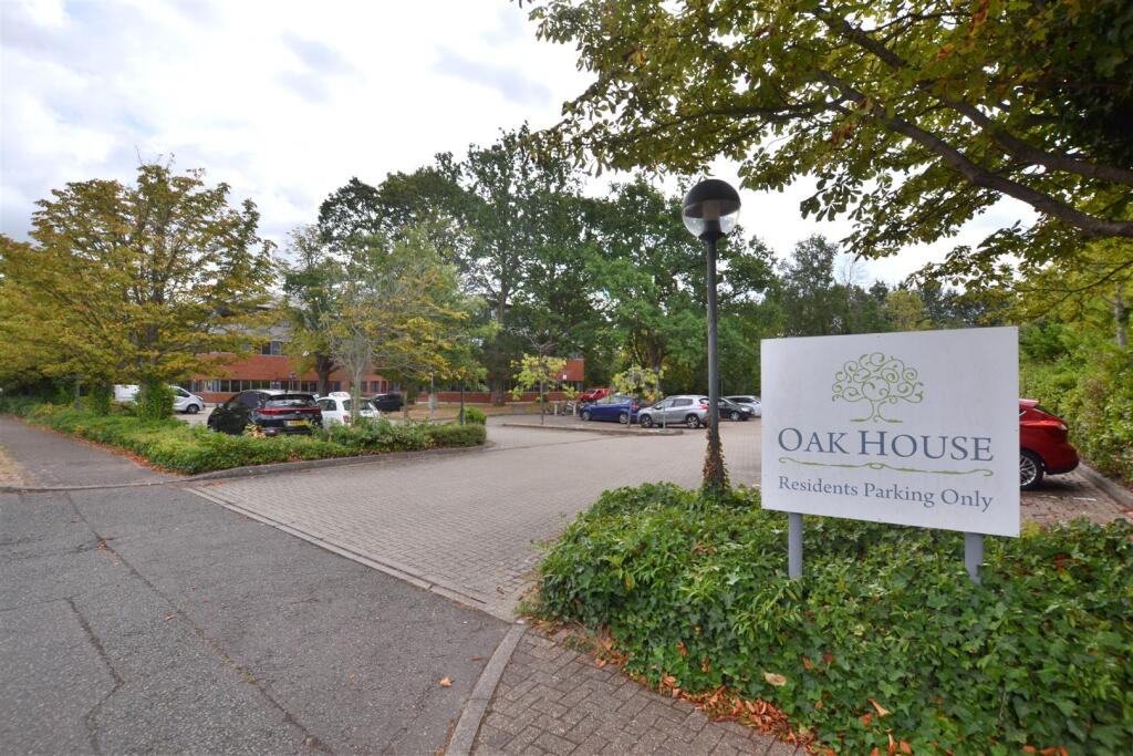 Main image of property: Oak House, Harvest Crescent, Fleet