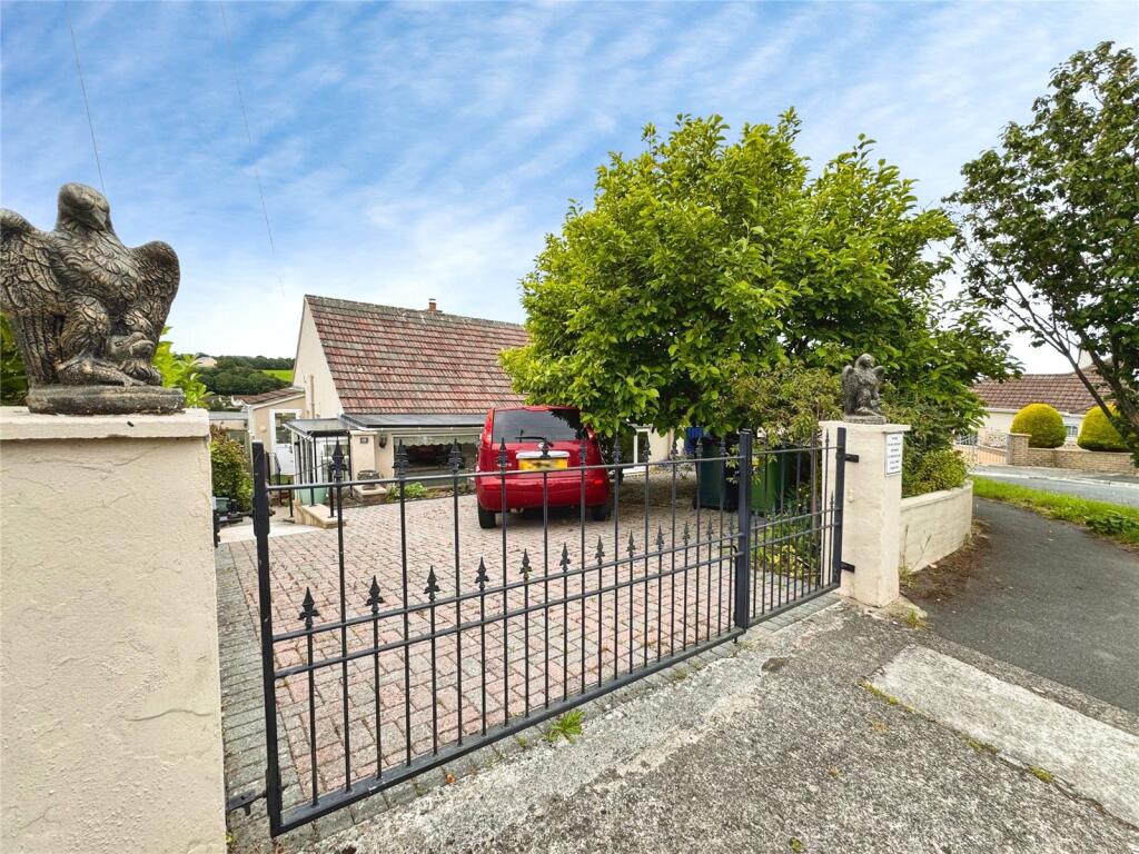 Main image of property: Hill Park Road, Newton Abbot, Devon, TQ12