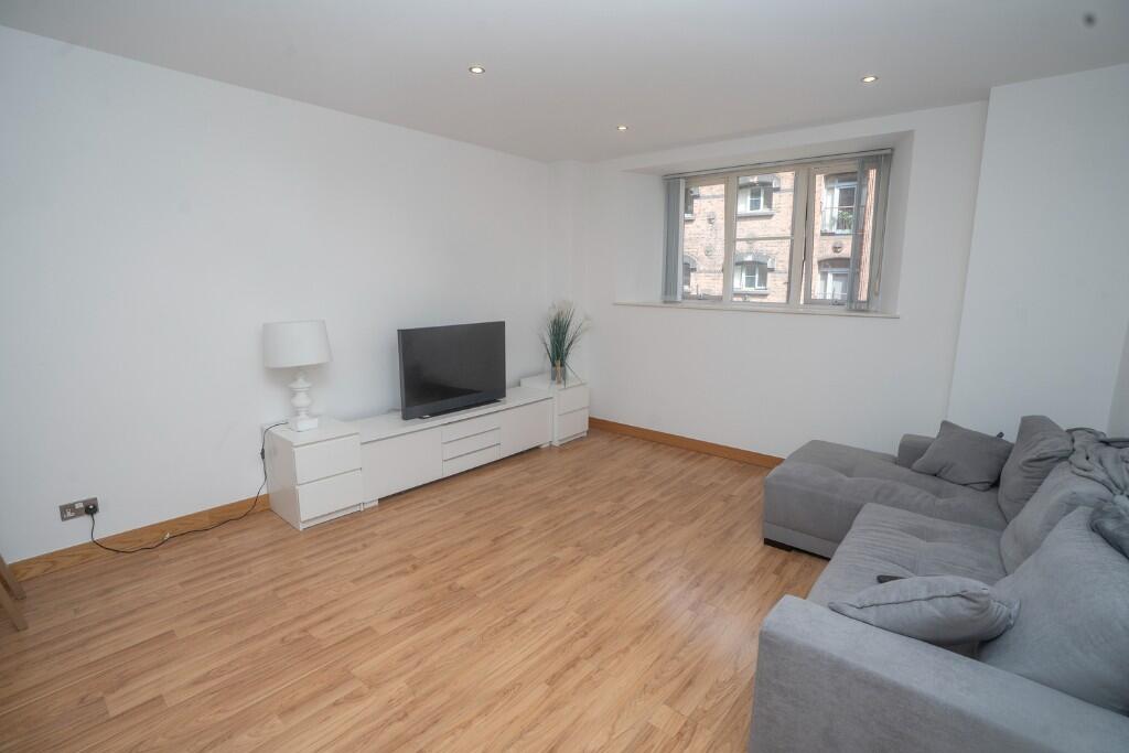 Dock Road, Birkenhead, CH41 photo 2