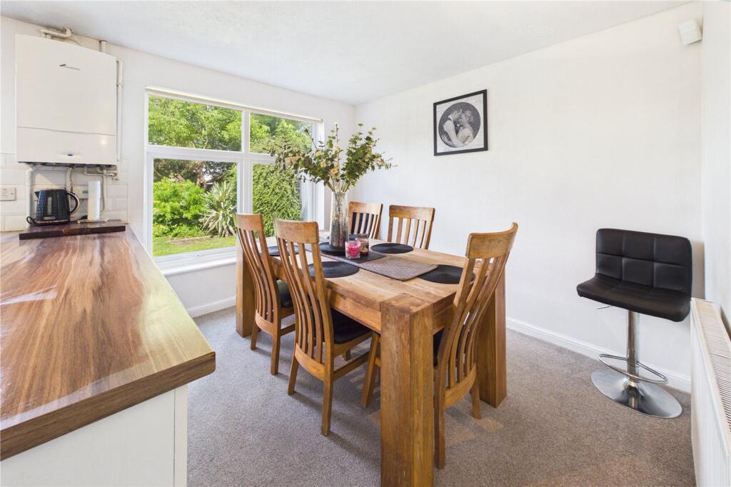 Chaffinch Drive, Midsomer Norton, Radstock, Somerset, BA3 photo 4