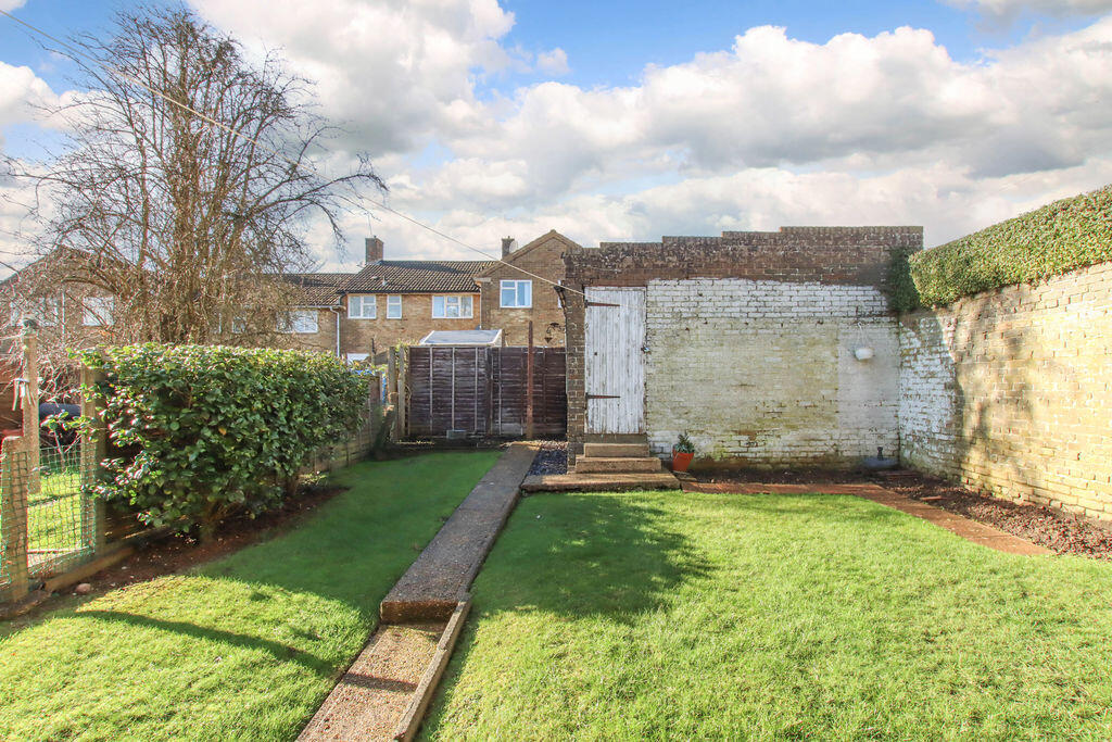White Hart Drive, Hemel Hempstead photo 4