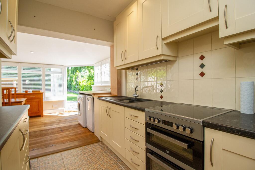 House in Hart, Fleet - View 5
