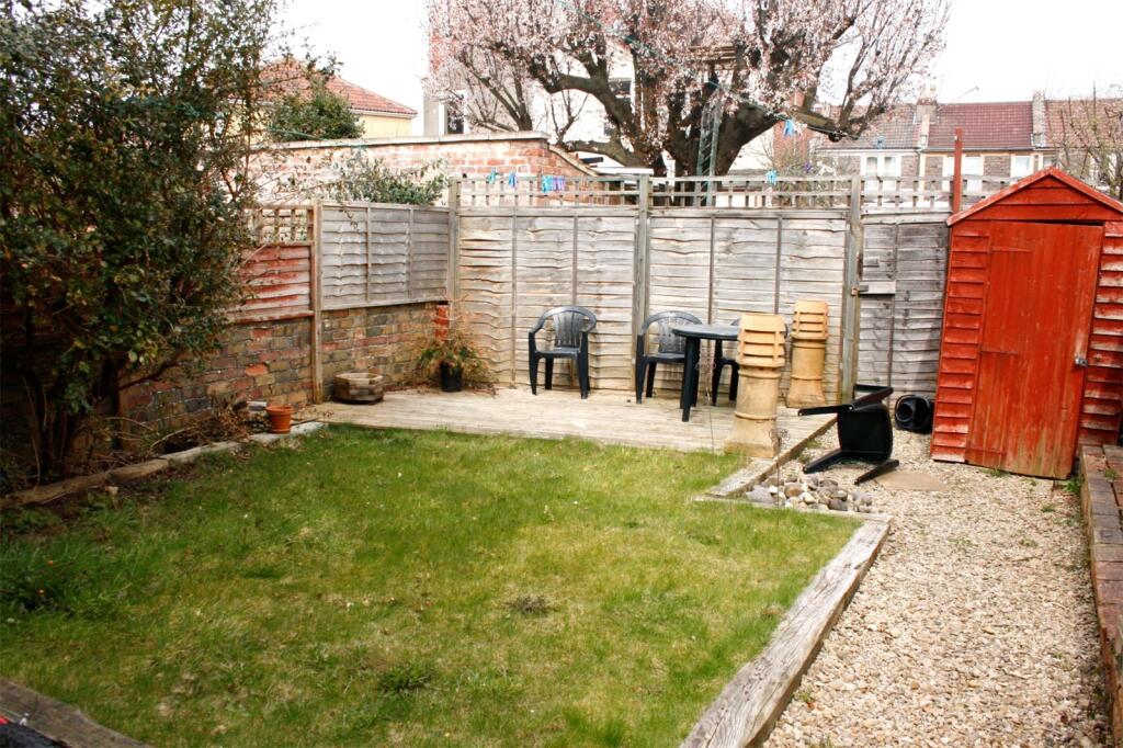 6 bedroom terraced house for rent