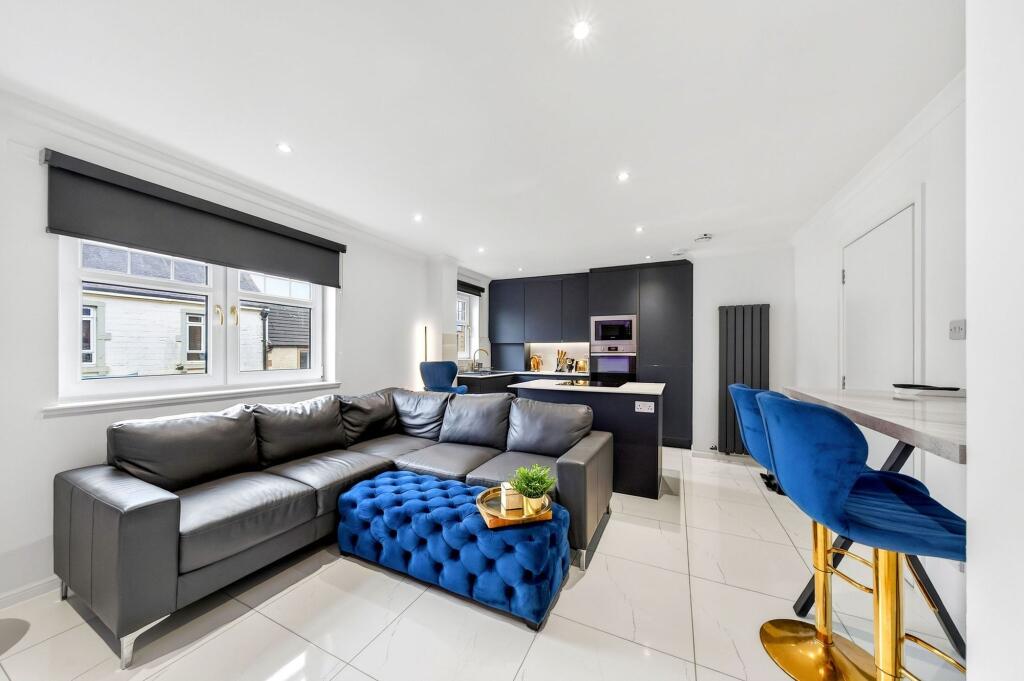 Apartment in Edinburgh - View 4