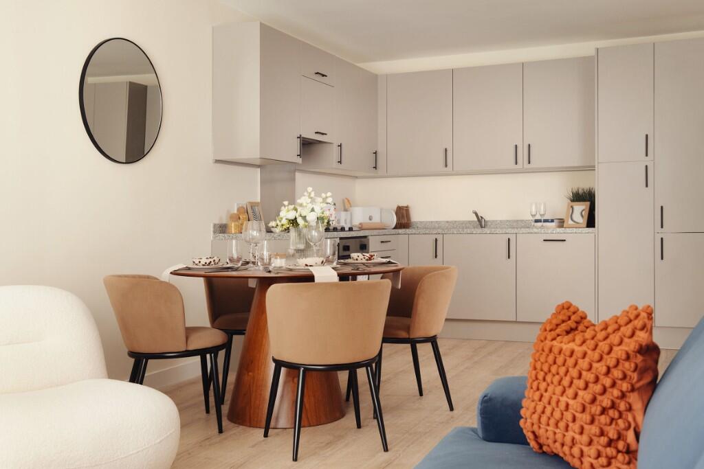 2-bed flat on Dace House, 
Colindale, 
London, 
NW9 4GS, £319,500