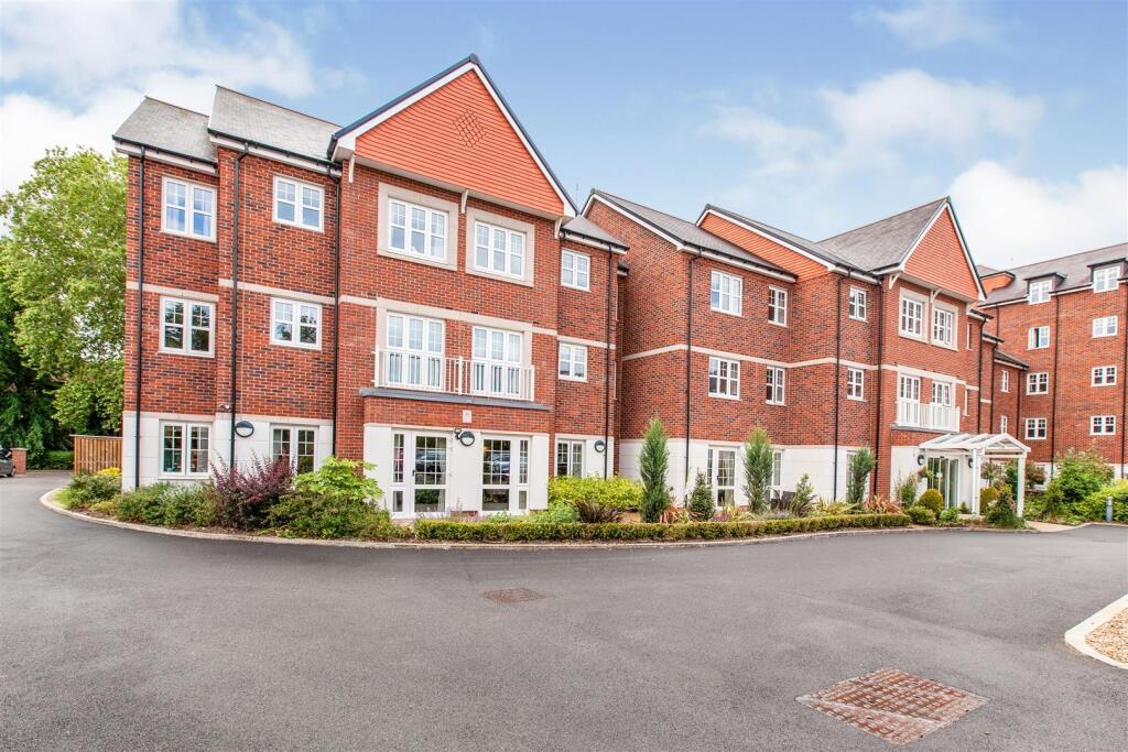 Main image of property: St. Lukes Road, Maidenhead, Berkshire. SL6 7AJ