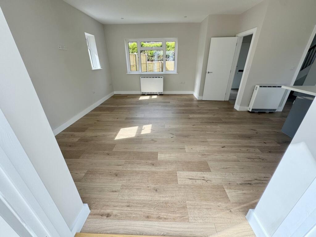 The Crossways, Upton , Poole, BH16 photo 5