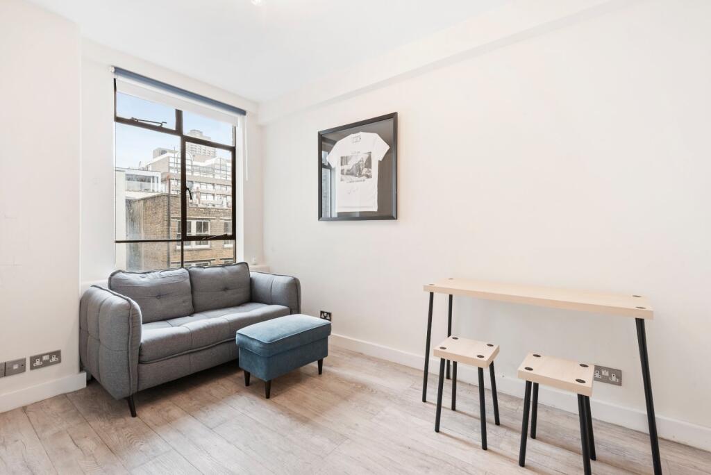 Apartment in London - View 3