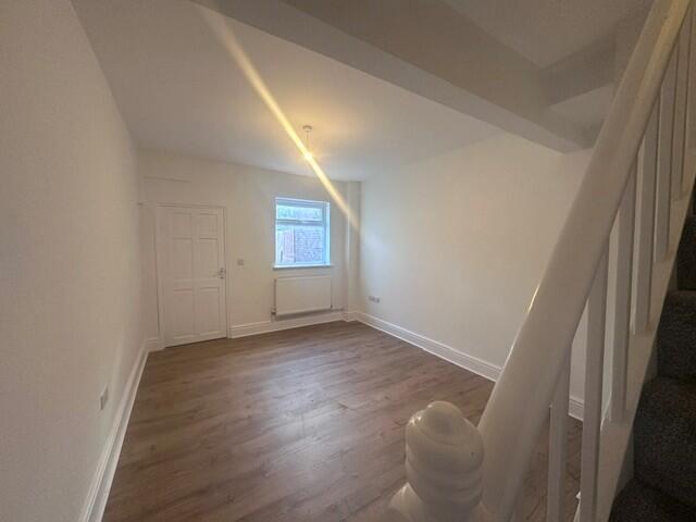 House in Dudley - View 4