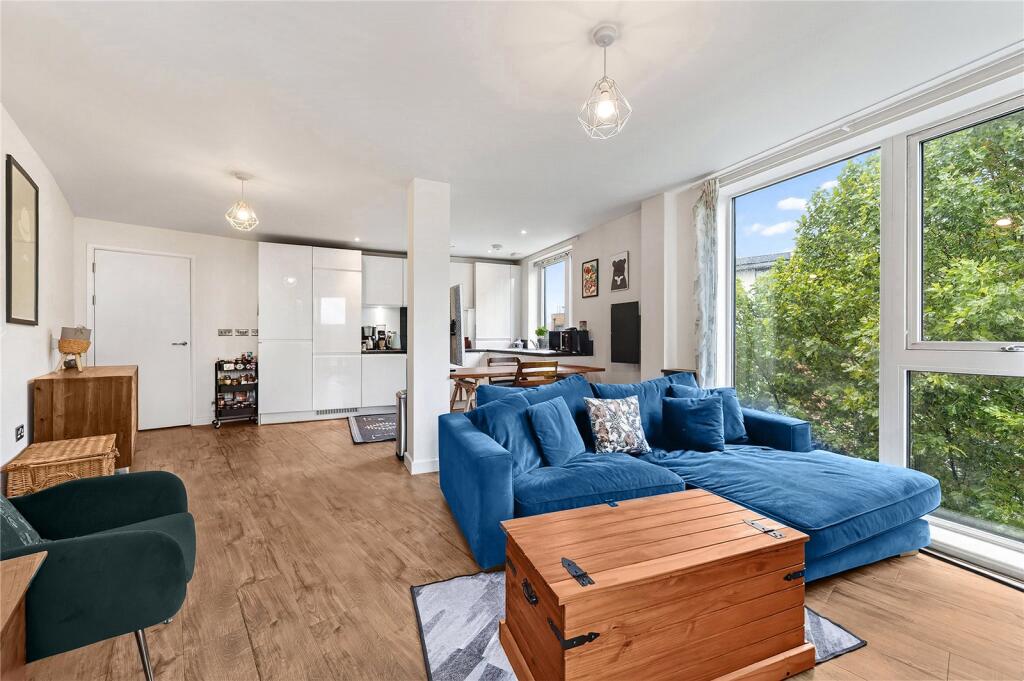 Apartment in London - View 4
