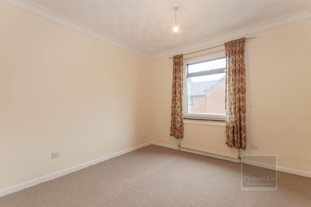 Apartment in Norwich, Mile Cross - View 5