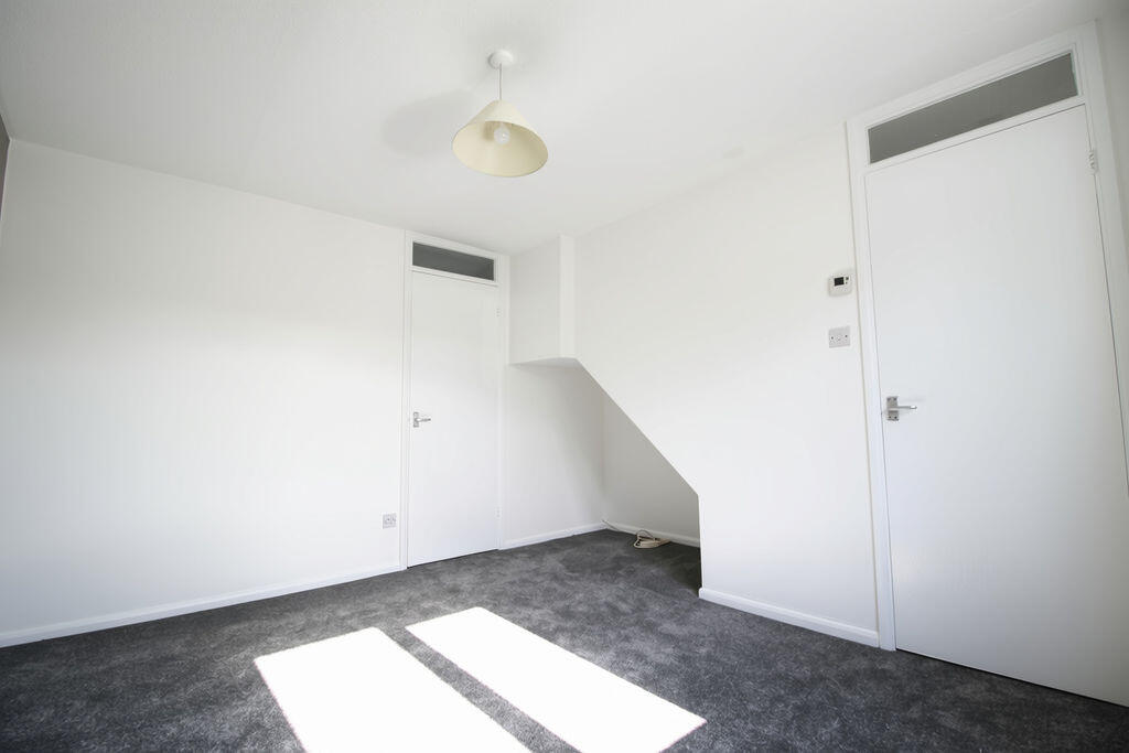 House in Broxtowe, Beeston - View 3