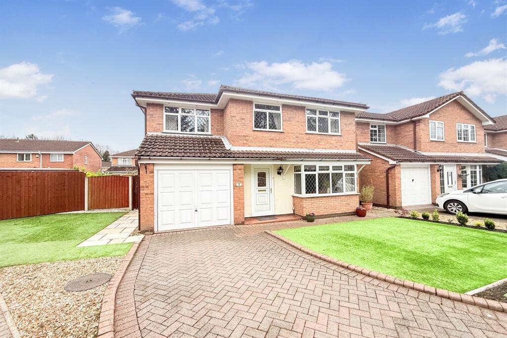 Main image of property: Carmarthen Close, Callands, WA5  9UT