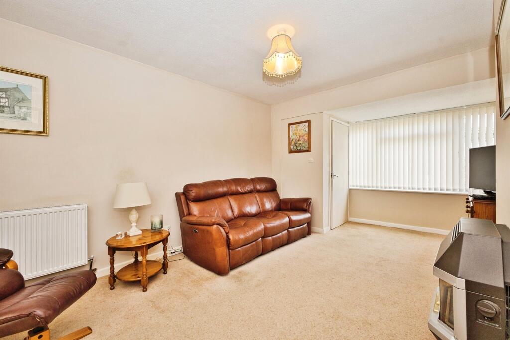 House in Yeovil, Somerset - View 4