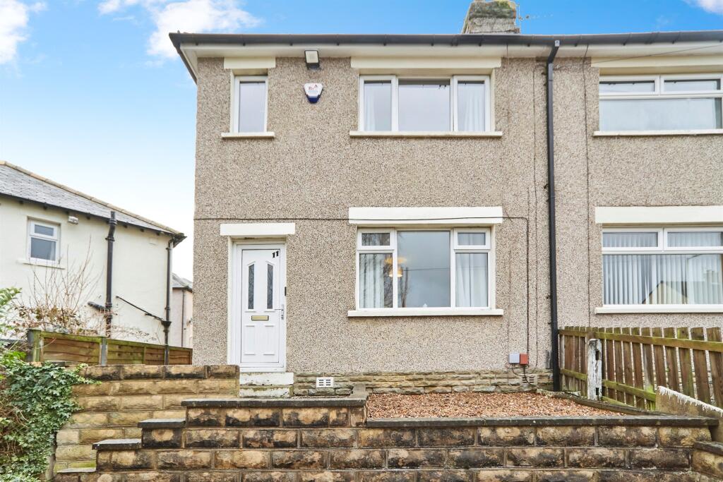 Main image of property: Cliffe Lane West, Baildon, Shipley
