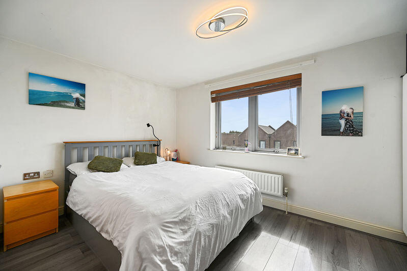 Apartment in Harrow - View 4